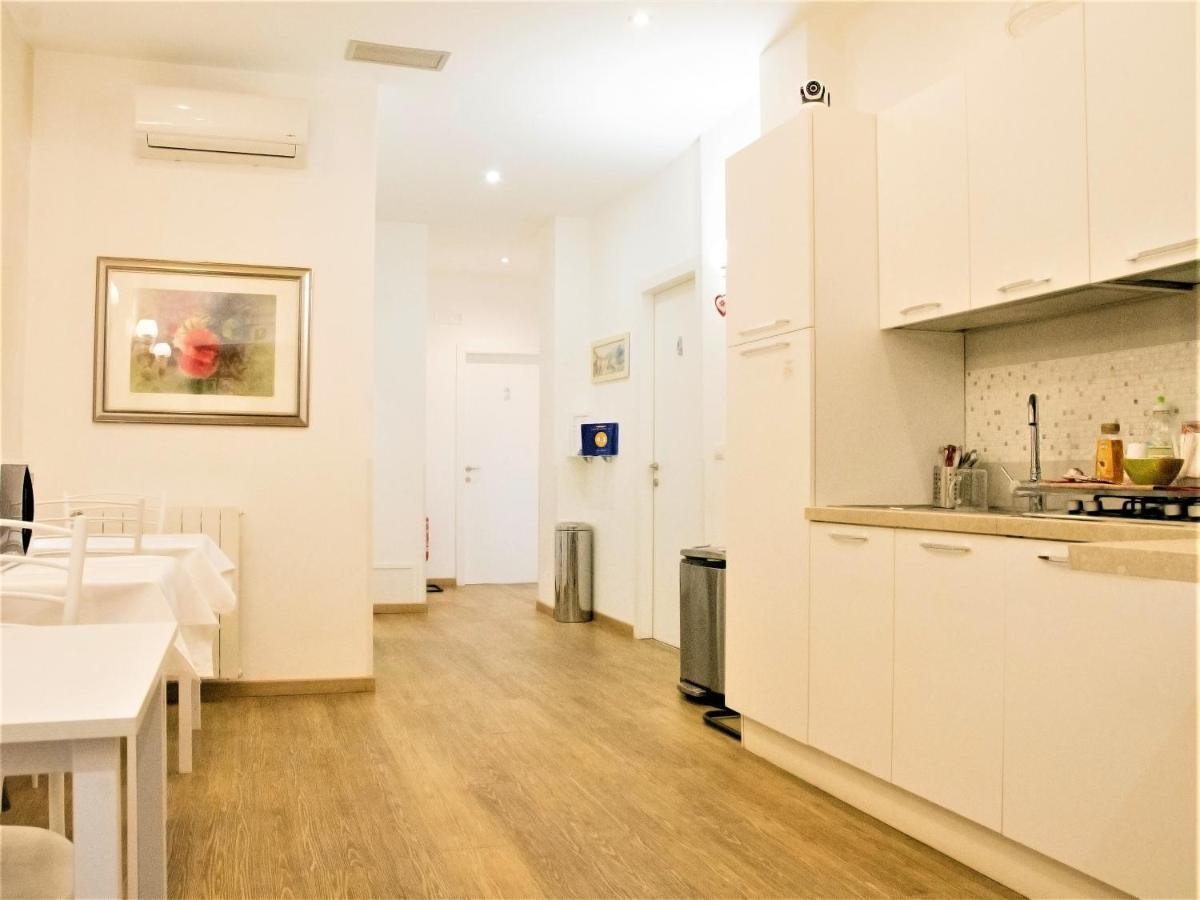 B&B Dea Tiburtina Rom Exteriör bild