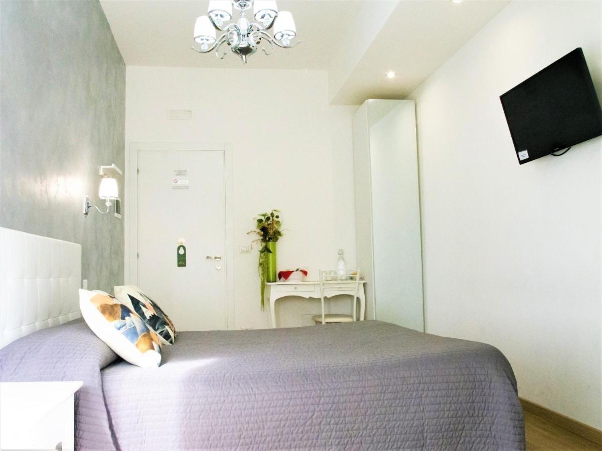 B&B Dea Tiburtina Rom Exteriör bild