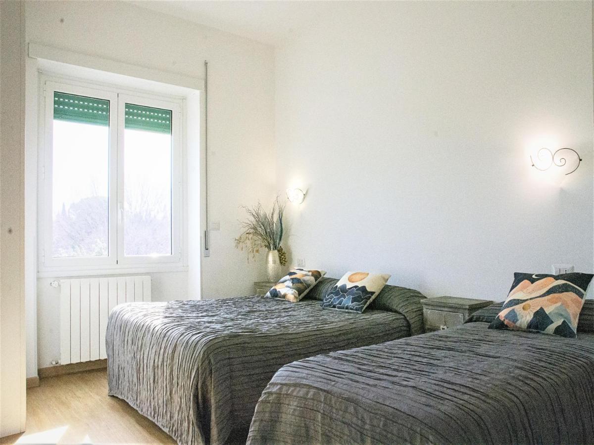B&B Dea Tiburtina Rom Exteriör bild